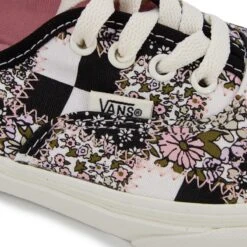 Baskets à Fleurs Effet Patchwork Authentic T28-39 Enfant VANS -Dockers by Gerli Soldes Magasin baskets a fleurs effet patchwork authentic t28 39 enfant vans 5