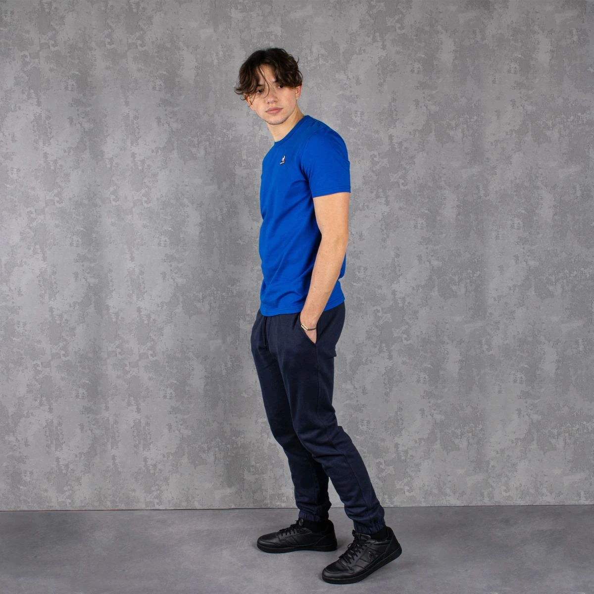 Baskets Basses Avec Détail Empiècement Logo Brodé Homme LE COQ SPORTIF 6 Baskets Basses Avec Détail Empiècement Logo Brodé Homme LE COQ SPORTIF – Image 4