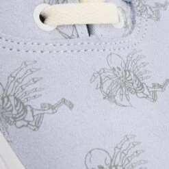 Baskets Suédine Basses Era Imprimé Squelettes Volants Bleu Clair T39 Au 47 Homme VANS 16 Baskets Suédine Basses Era Imprimé Squelettes Volants Bleu Clair T39 Au 47 Homme VANS -Dockers by Gerli Soldes Magasin baskets suedine basses era imprime squelettes volants bleu clair t39 au 47 homme vans 6