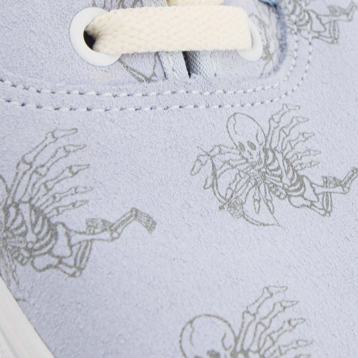 Baskets Suédine Basses Era Imprimé Squelettes Volants Bleu Clair T39 Au 47 Homme VANS 9 Baskets Suédine Basses Era Imprimé Squelettes Volants Bleu Clair T39 Au 47 Homme VANS – Image 7