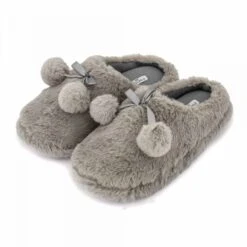 Chaussons Fausse Fourrure Pompon Antidérapant Claire Femme LES PETITES...PARIS -Dockers by Gerli Soldes Magasin chaussons fausse fourrure pompon antiderapant claire femme les petitesparis 13