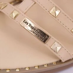 Mules Cloutées Cora Femme LES TROPEZIENNES PAR M.BELARBI 39 Mules Cloutées Cora Femme LES TROPEZIENNES PAR M.BELARBI -Dockers by Gerli Soldes Magasin mules cloutees cora femme les tropeziennes par mbelarbi 18