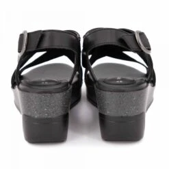 Sandale Noir Monicacar - Ss22 - 08 T36-41 Femme PIERRE CARDIN -Dockers by Gerli Soldes Magasin sandale noir monicacar ss22 08 t36 41 4