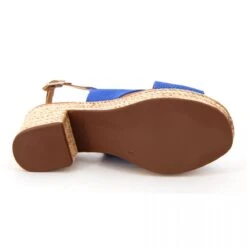 Sandales à Talon Compensé Azulon 20320-1 Bride Croisée Perforée Femme EMMA 9 Sandales à Talon Compensé Azulon 20320-1 Bride Croisée Perforée Femme EMMA -Dockers by Gerli Soldes Magasin sandales a talon compense azulon 20320 1 bride croisee perforee femme emma 3