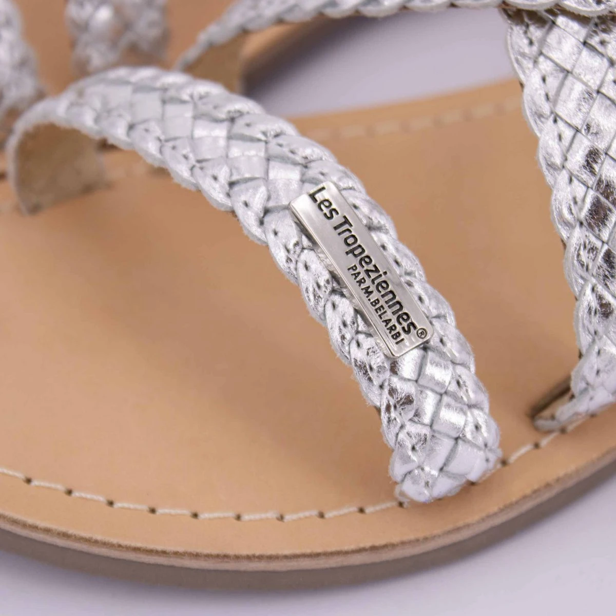 Sandales Brides Tressées Or Diams Femme LES TROPEZIENNES PAR M.BELARBI 11 Sandales Brides Tressées Or Diams Femme LES TROPEZIENNES PAR M.BELARBI – Image 9