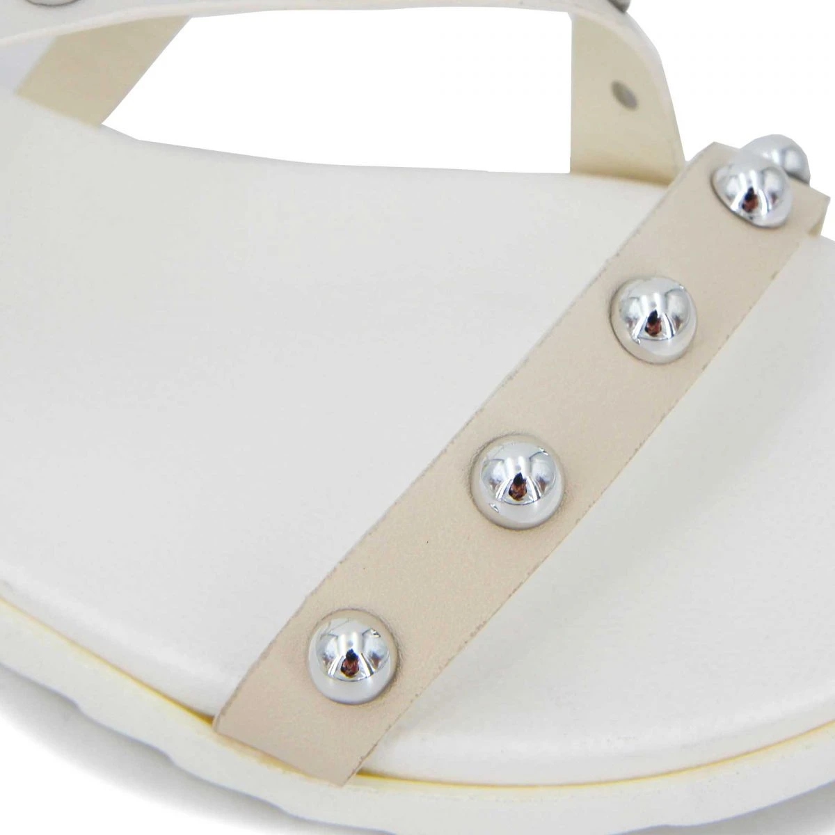 Sandales Plates à Brides Cloutées Semelle Crantée Femme MARIAMARE 8 Sandales Plates à Brides Cloutées Semelle Crantée Femme MARIAMARE – Image 6