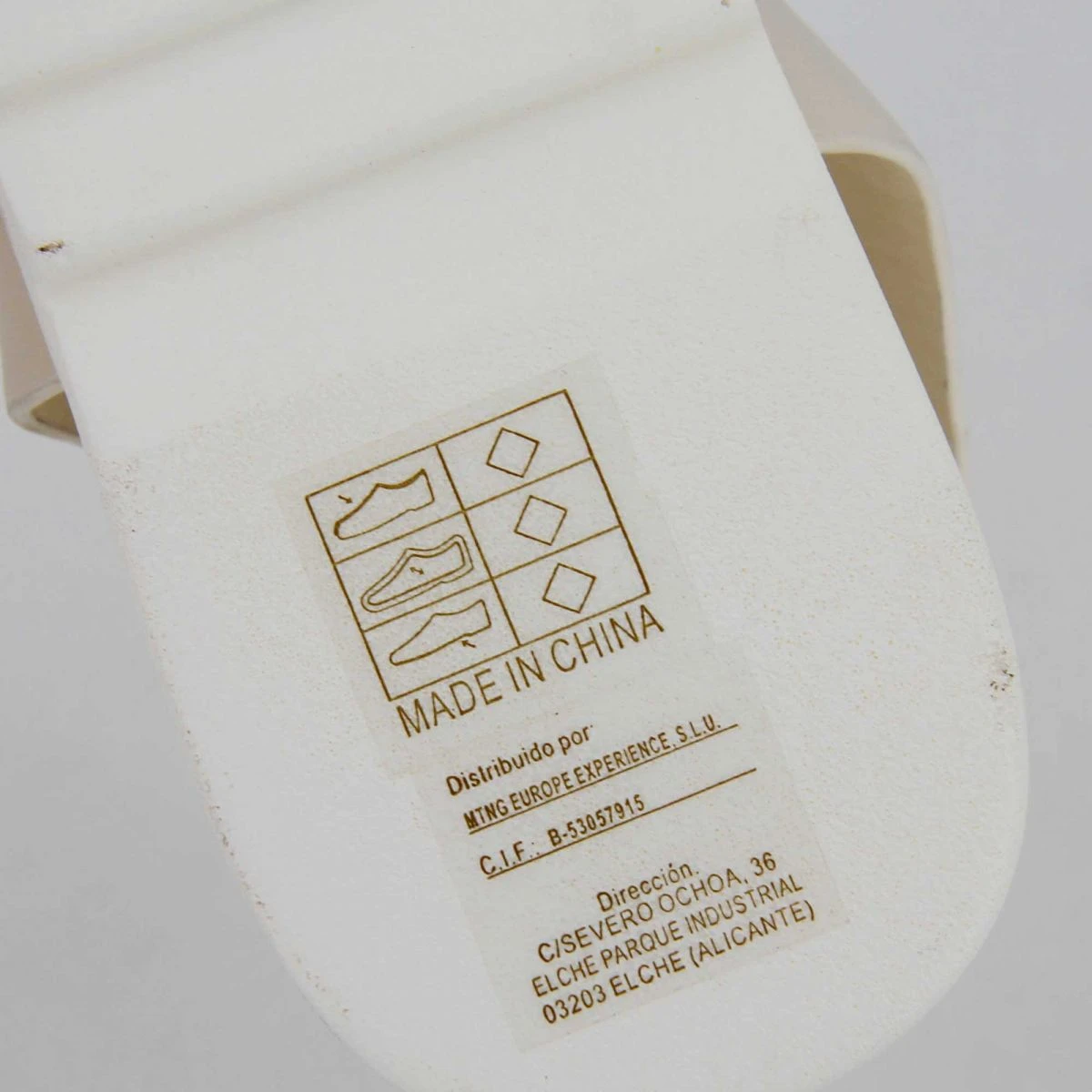 Sandales Plates à Brides Cloutées Semelle Crantée Femme MARIAMARE 11 Sandales Plates à Brides Cloutées Semelle Crantée Femme MARIAMARE – Image 9