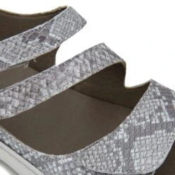 Sandales Plates Compensées F0550 Brides Python Femme FLUCHOS 8 Sandales Plates Compensées F0550 Brides Python Femme FLUCHOS -Dockers by Gerli Soldes Magasin sandales plates compensees f0550 brides python femme fluchos 2