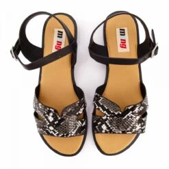 Sandales Plates Façon Python Femme MTNG 16 Sandales Plates Façon Python Femme MTNG -Dockers by Gerli Soldes Magasin sandales plates facon python femme mtng 4